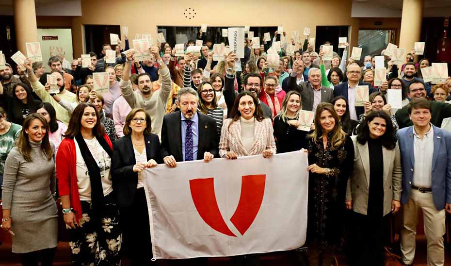 Loles López presidió la gala de celebración del Día Internacional del Voluntariado.